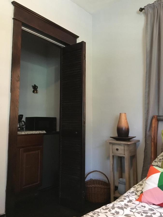 Private Room In The Heart Of Little Havana Miami Buitenkant foto